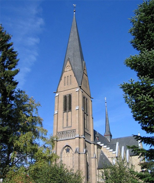 Pfarrkirche Sankt Simon und Judas (c) E. Rose-Jansen
